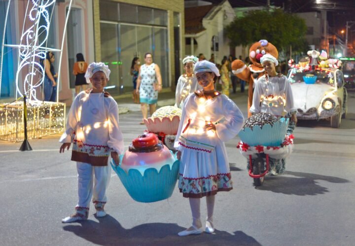Prefeitura apresenta o Natal Coité 2023 com o tema “A travessia do Natal”